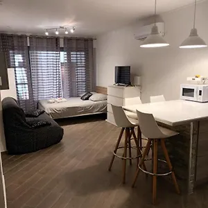 studio-centre-ville-castellane.fr-provencehotel.com/